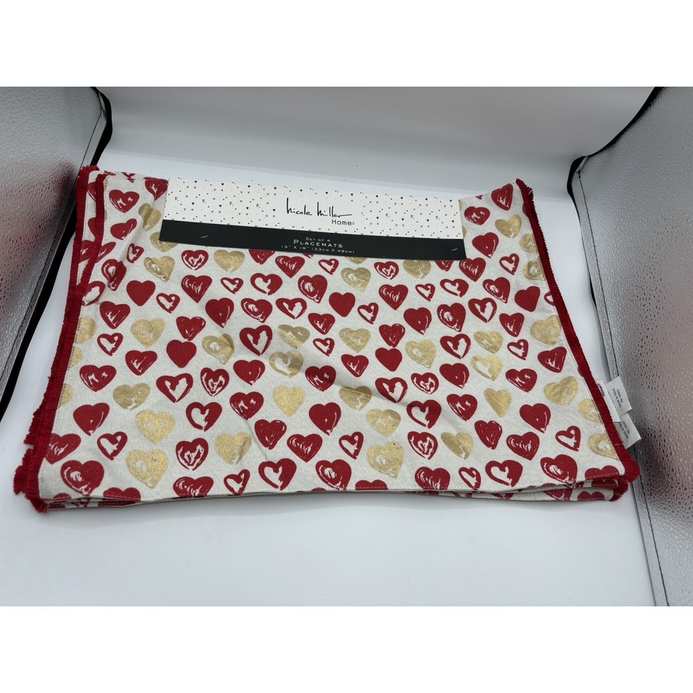 Nicole‎ Miller Set Of 4 Placemats Valentines Day Red Gold Hearts 13x19 NWT